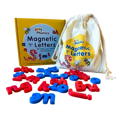 JOLLY PHONICS MAGNETIC LETTERS: IN PRECURSIVE LETTERS (BAG OF 106) 9781835823590 5798030