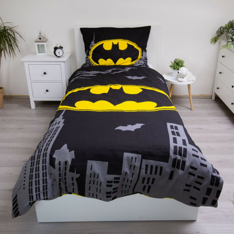 Batman The Emblem Σετ Μονή Παπλωματοθήκη Βαμβακερή 2 Τεμαχίων 140×200 και 70×90 cm 5899102