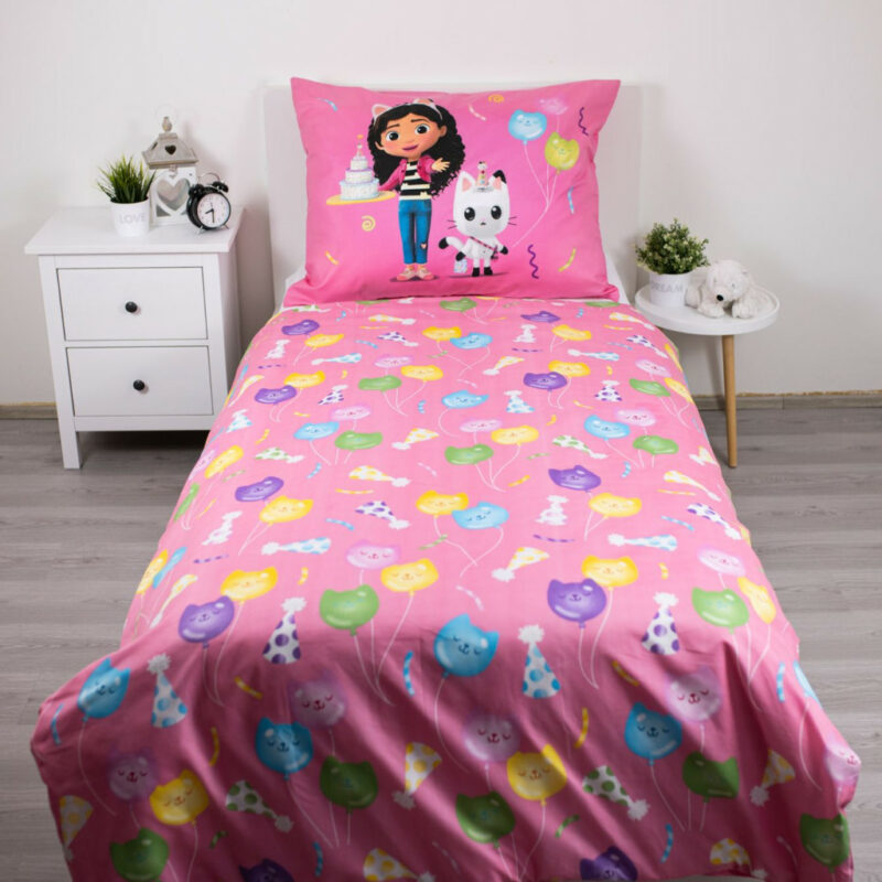 Gabby’s Dollhouse Rainbow Party Σετ Μονή Παπλωματοθήκη Polycotton 2 Τεμαχίων 140×200 και 70×90 cm 5899234