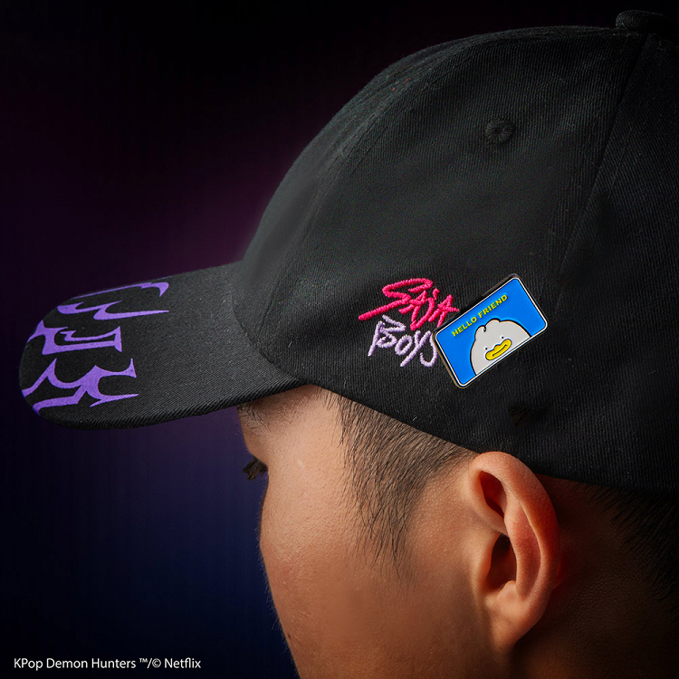KPOP-Pin-Rujinu-Letters-Lifestyle1-4895205625365-CR3125 5268105