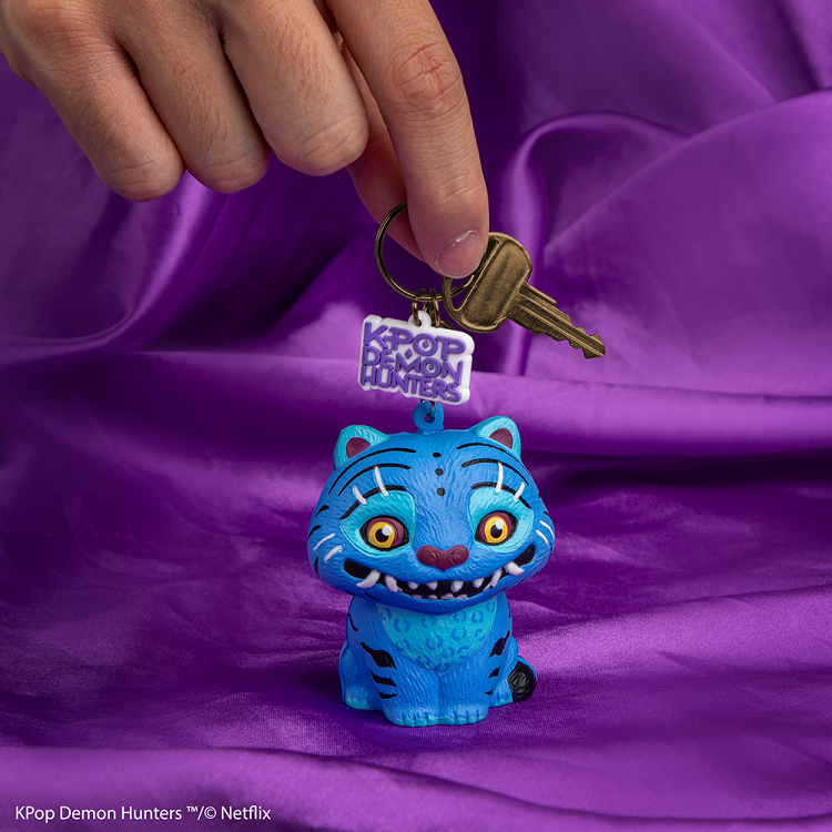 KPOP-Squishy-Keychain-Derpy-Tiger-Lifestyle1-4895205626256-CR2892 5591475
