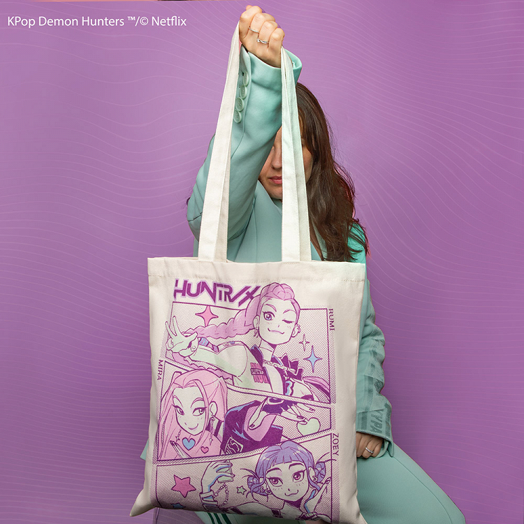 KPOP-Tote-Bag-A-Battle-For-The-Fans-Lifestyle1-4895205625556-CR2323 5797720