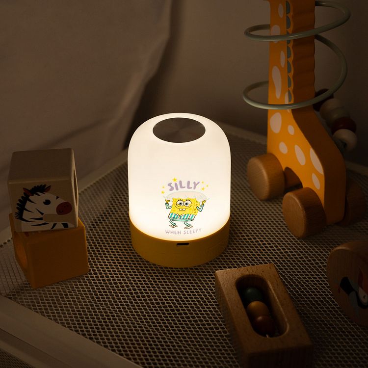 LAMPA001_06 5887188