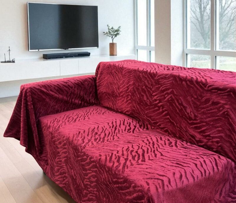 Αντιολισθητικό ριχτάρι βελούρ flame μπορντω μεμονωμένα 180×240 LINEAHOME 5008937