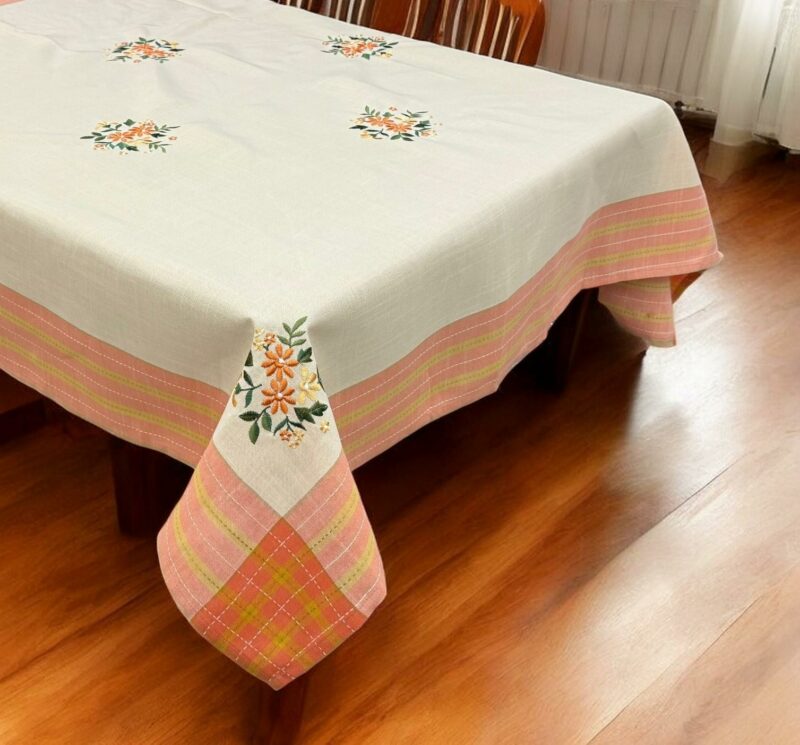 ΤΡΑΠΕΖΟΜΑΝΤΗΛΟ ΛΙΝΟ ΜΕ ΚΕΝΤΗΜΑ PICNIC 140Χ140 LINEAHOME 5604042