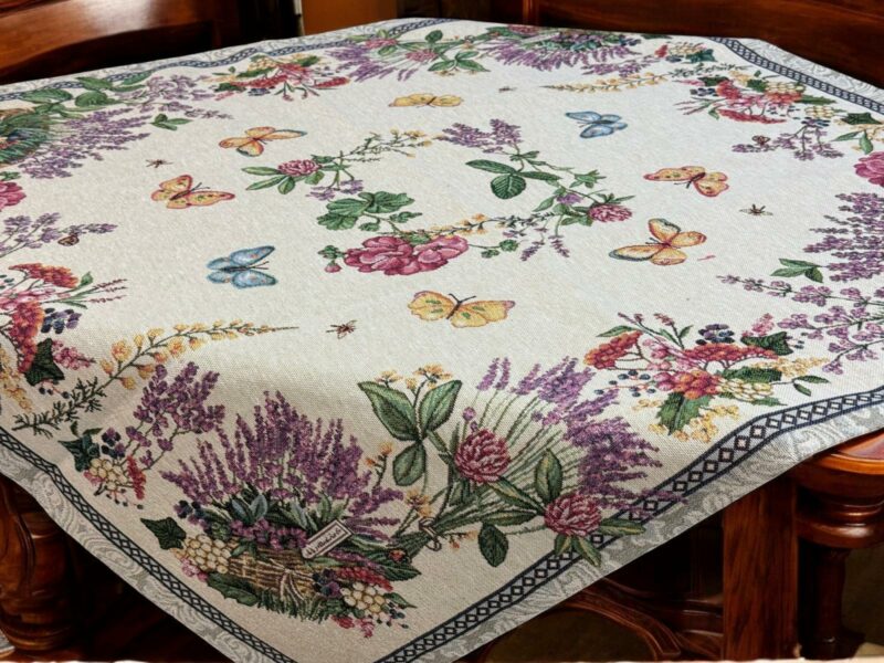 ΤΡΑΠΕΖΟΜΑΝΤΗΛΟ ΣΤΟΦΑ ΙΣΠΑΝΙΑΣ ΔΑΜΑΣΚΟ LEVANTE 140Χ140 LINEAHOME 5033484